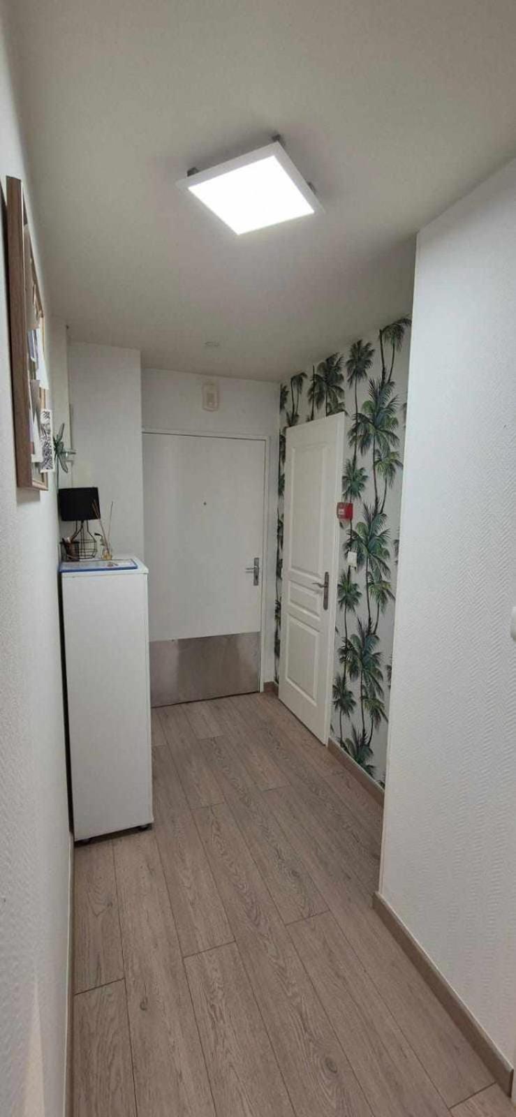 Nouveau !! Appartement Confortable Totalement Renove Avec Parking Gratuit - Hypercentre De Nancy Kültér fotó