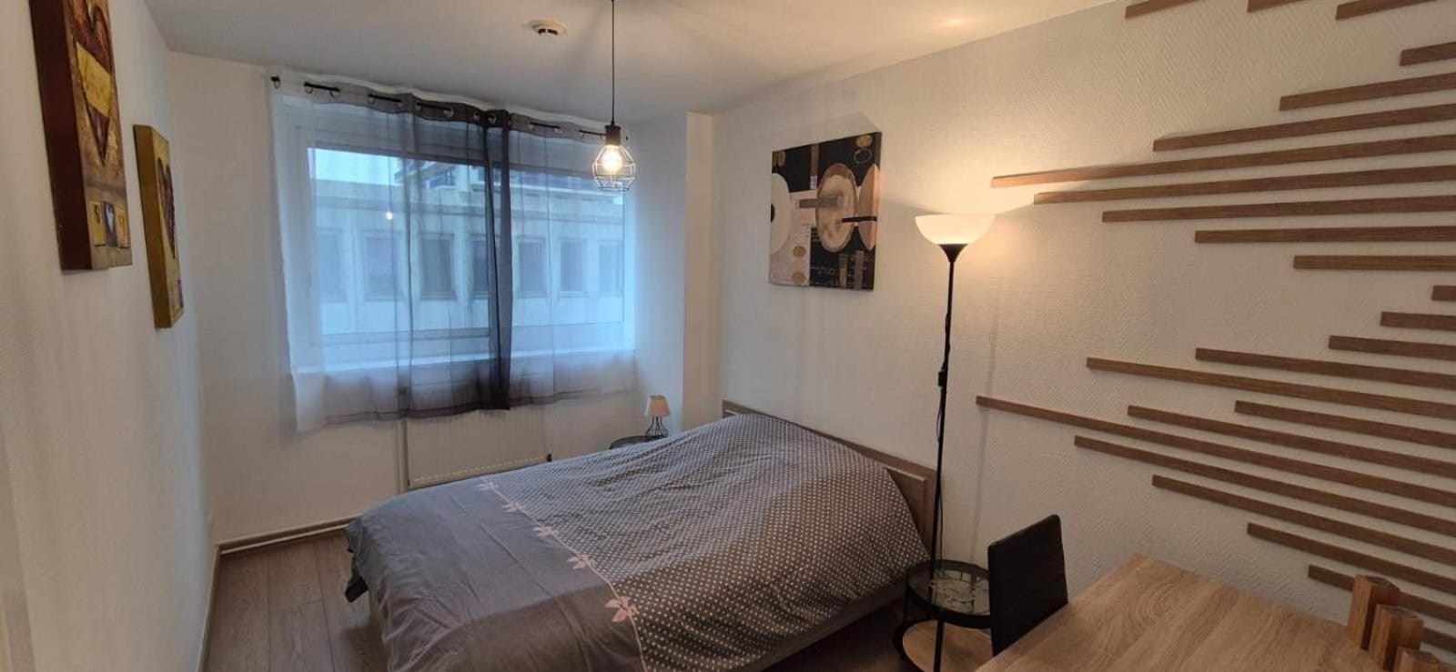 Nouveau !! Appartement Confortable Totalement Renove Avec Parking Gratuit - Hypercentre De Nancy Kültér fotó